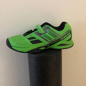 Lightly used Babolat men’s tennis shoes